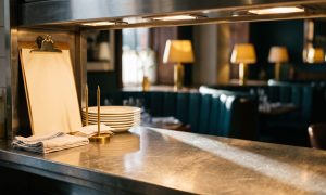 4_Restaurant Shift Handover Template Set